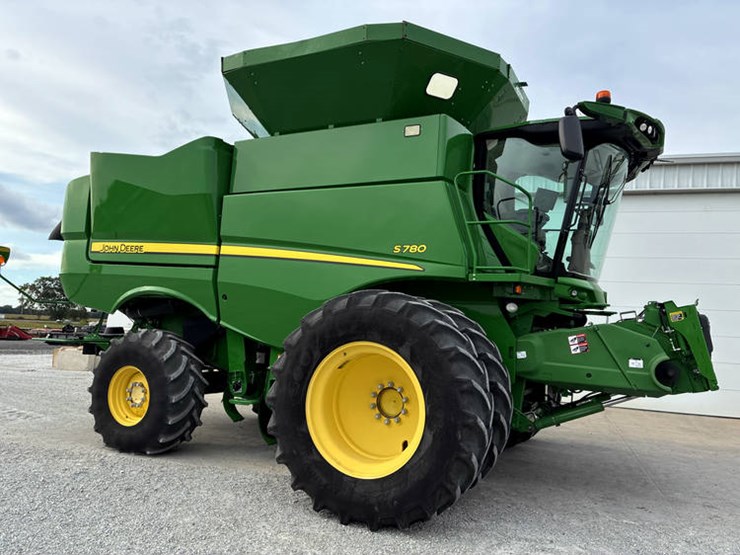 2018-john-deere-s780-image-1