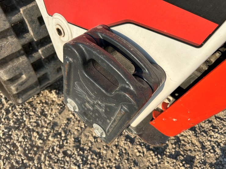 bobcat-t595-image-44