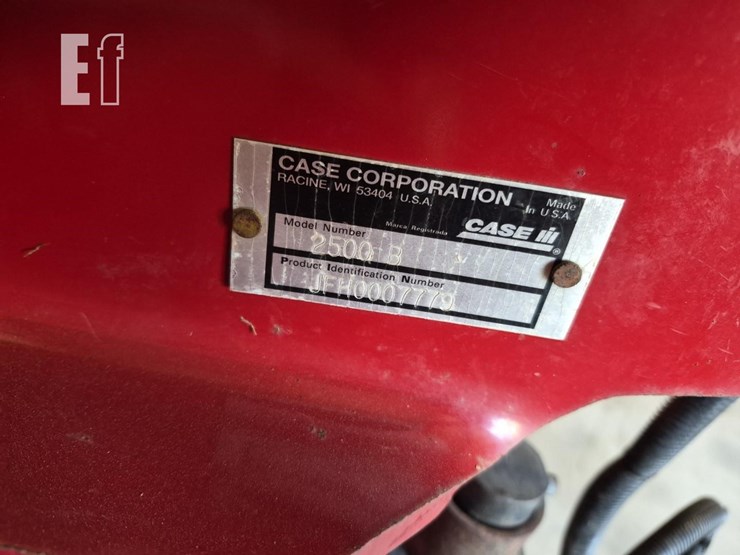case-ih-2500-image-3