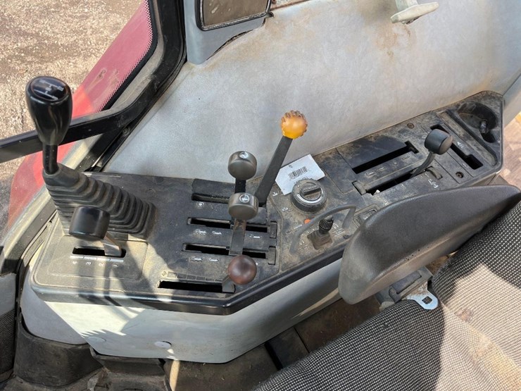 case-ih-5140-image-16