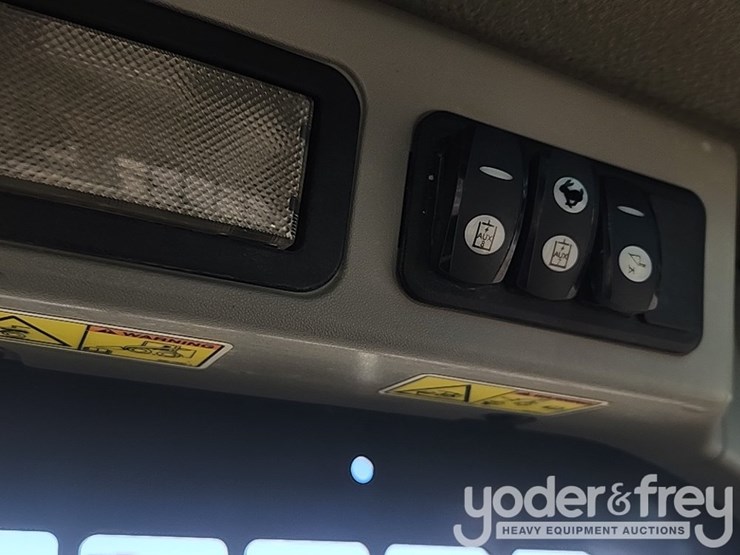 2019-caterpillar-279d-image-26