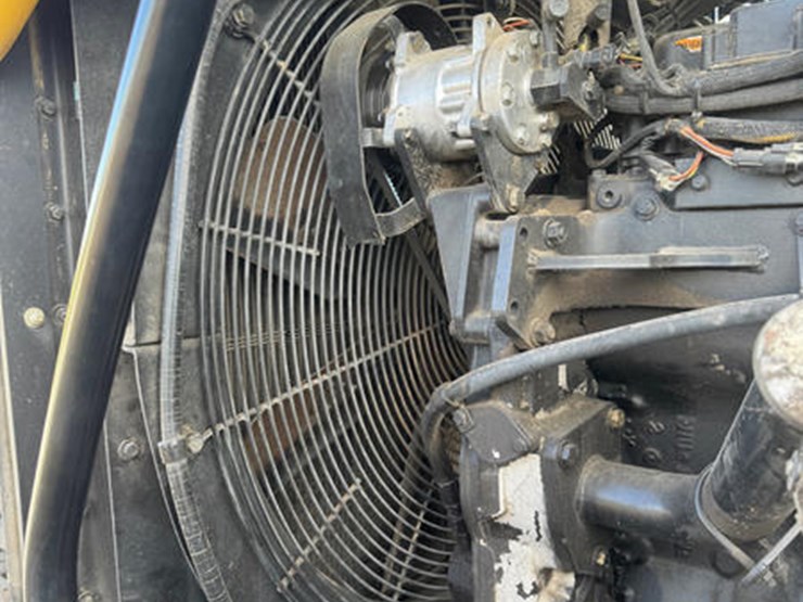 caterpillar-20-image-39