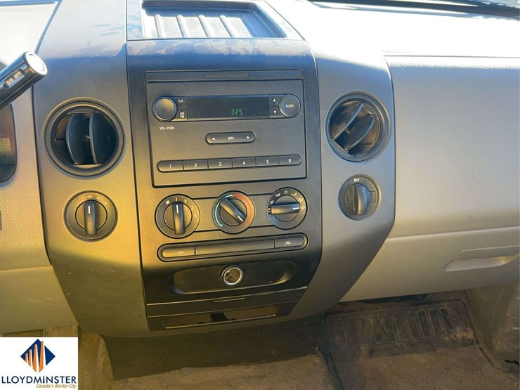 2007-ford-f150-xl-image-9