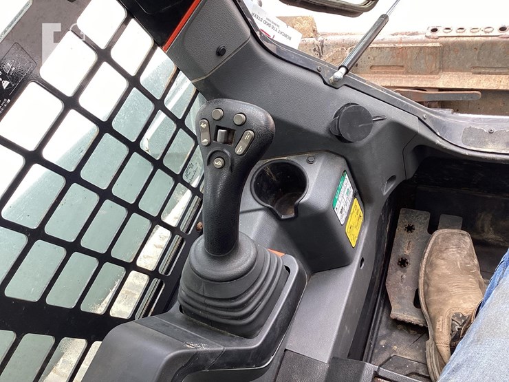 2021-bobcat-t76-image-15