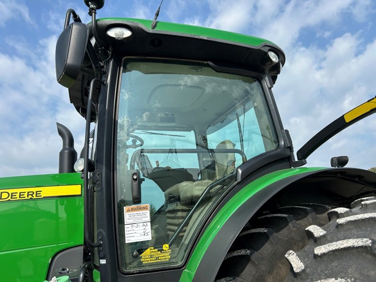 2014-john-deere-8270r-image-11