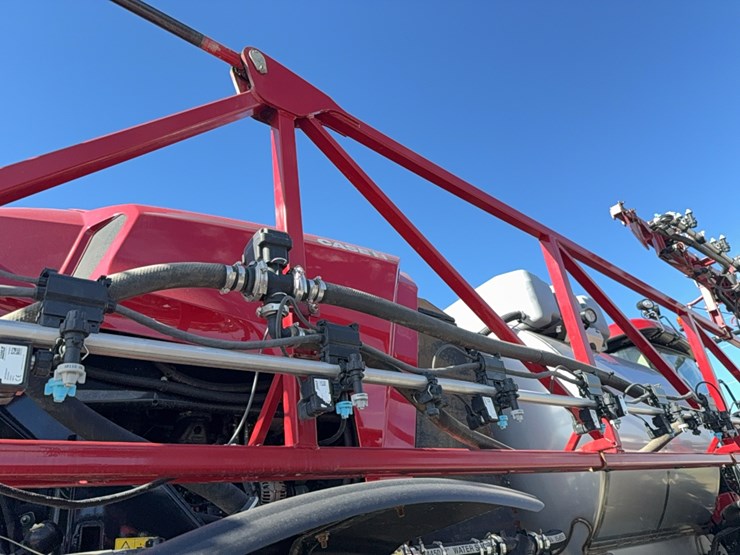 2023-case-ih-4350-patriot--sprayer-image-109