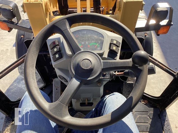 2018-caterpillar-903d-image-15