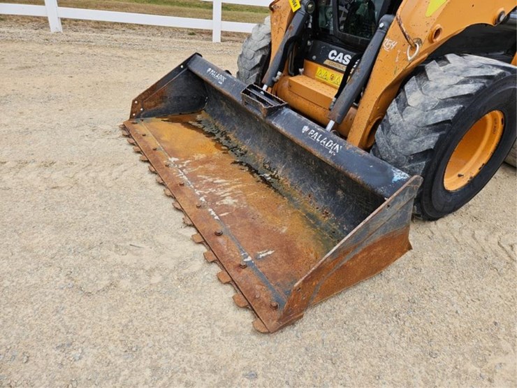 #3068-•-case-sr280-skid-loader-image-9