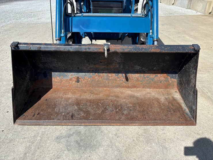 new-holland-2120-image-12