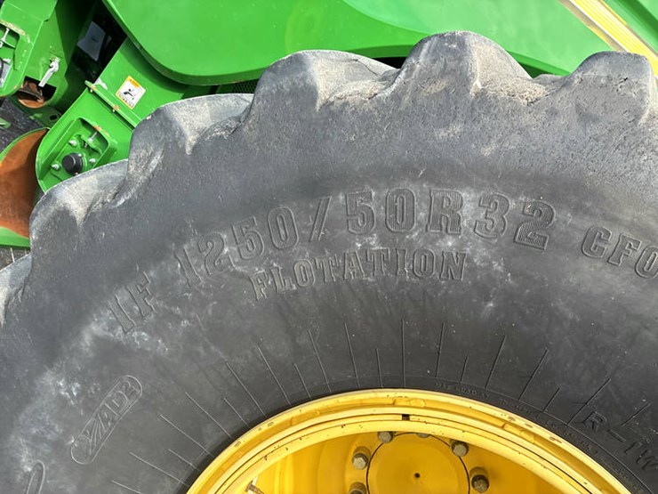 2014-john-deere-s680-image-6