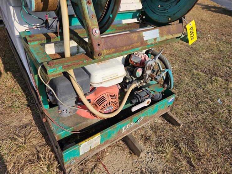 #3024-•-lesco-200-gallon-slide-in-sprayer-image-10