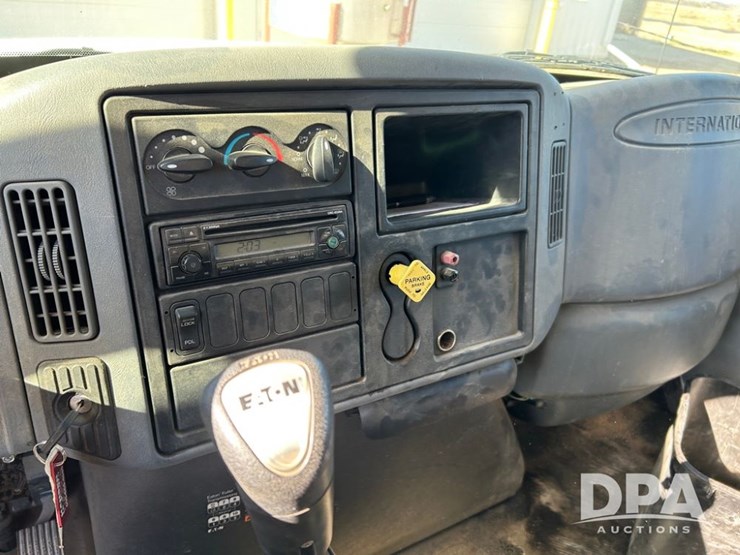 2005-ihc-4400-dry-tender-truck-(cp1274,-unit-ag706)-image-45