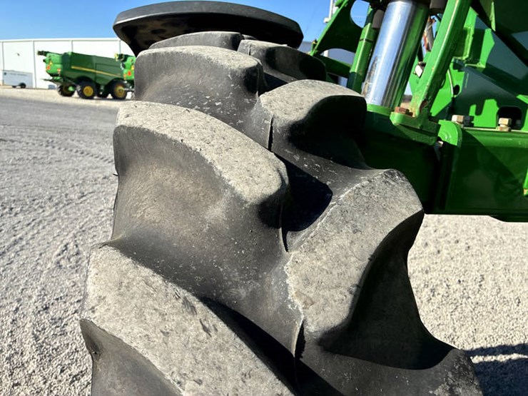 2014-john-deere-4830-image-61