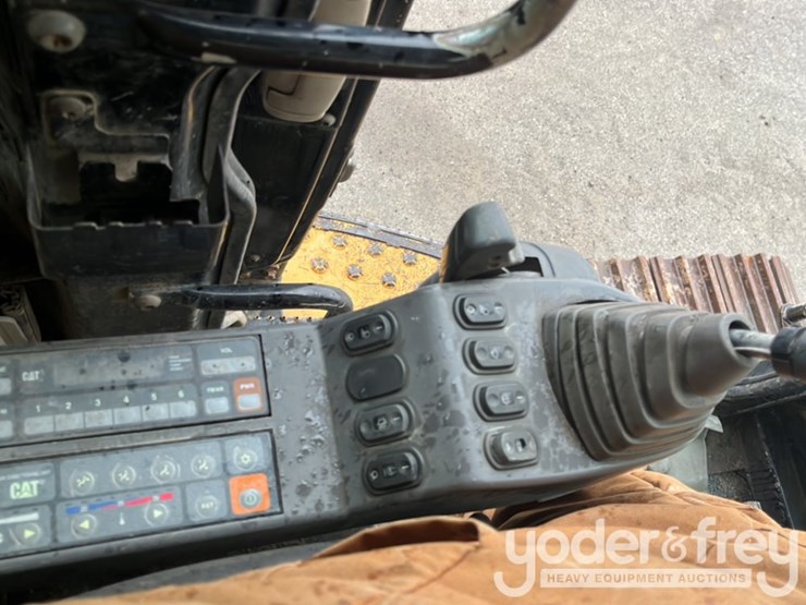 2006-caterpillar-321c-lcr-image-39