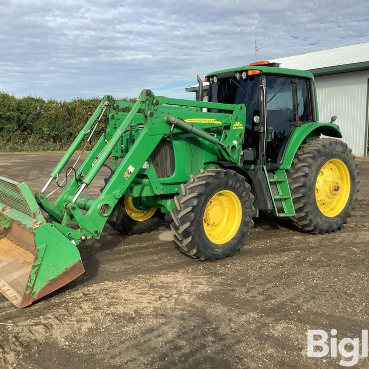 2006 JOHN DEERE 7520