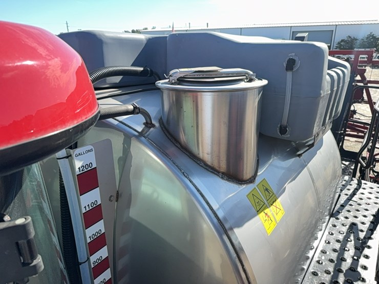 2023-case-ih-4350-patriot--sprayer-image-138