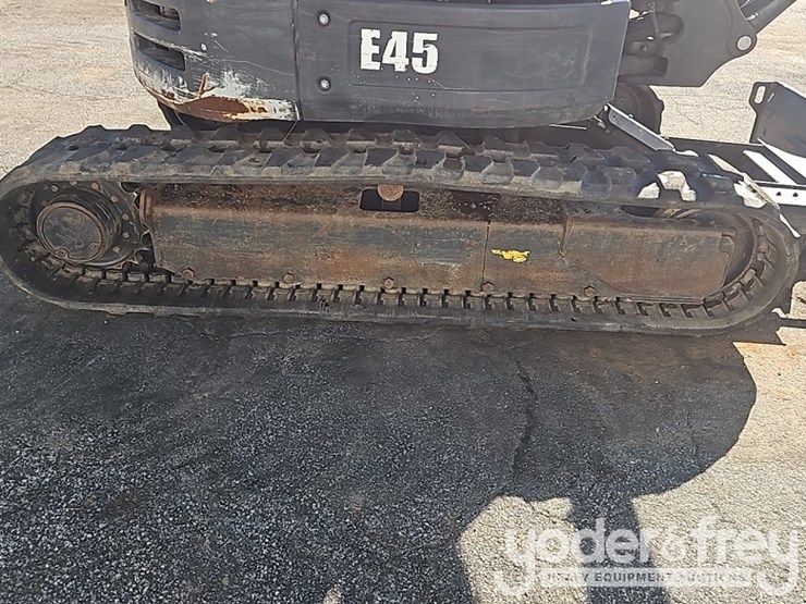 2017-bobcat-e45-image-10