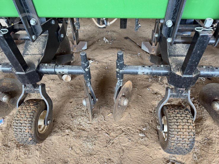 2021-b-&-h-9100-image-11