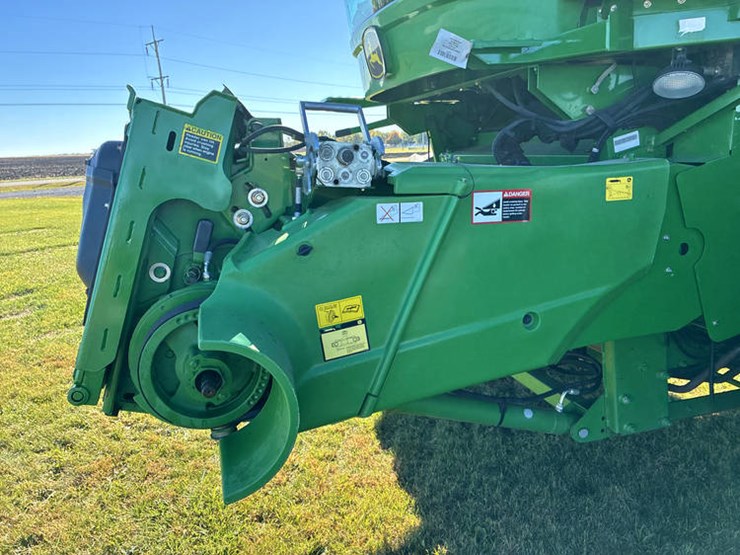 2010-john-deere-2010-image-26