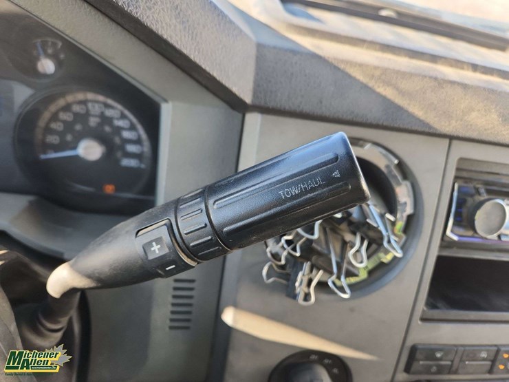 2011-ford-f250-image-10