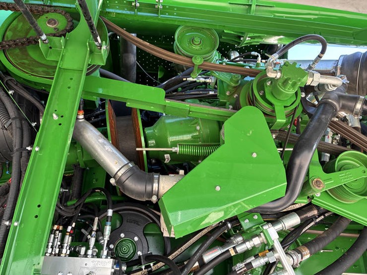 2023-john-deere-s780-image-73