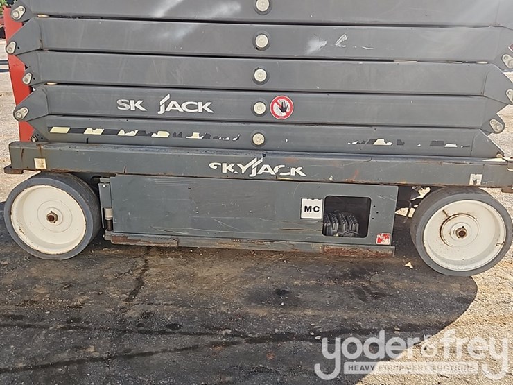 2017-skyjack-sjiii4740-image-18