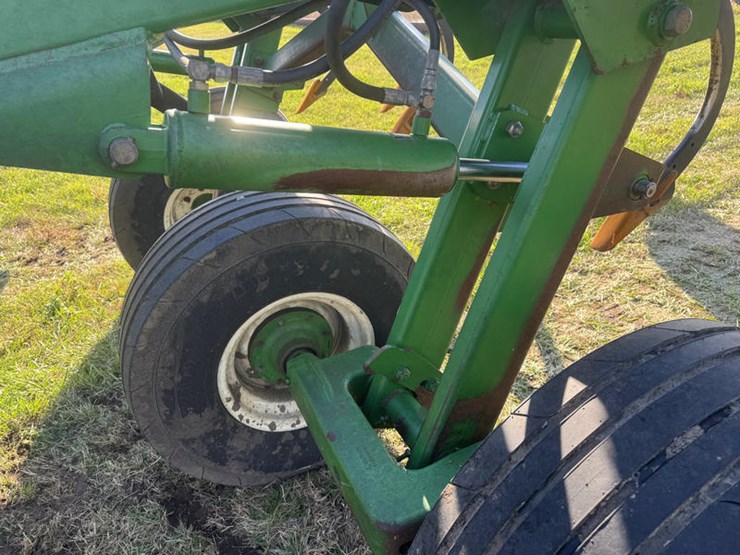 john-deere-2700-image-7