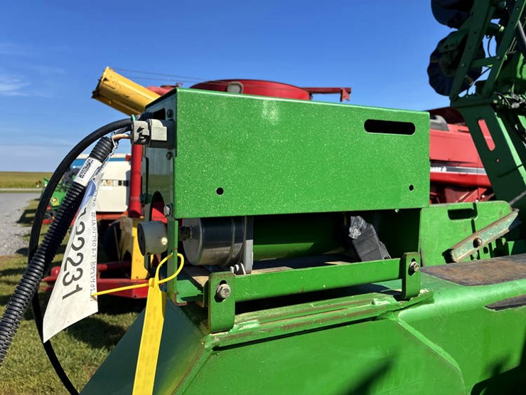 2011-john-deere-1790-image-7