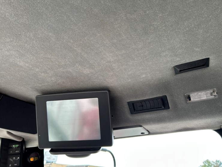 2006-case-ih-2388-image-101