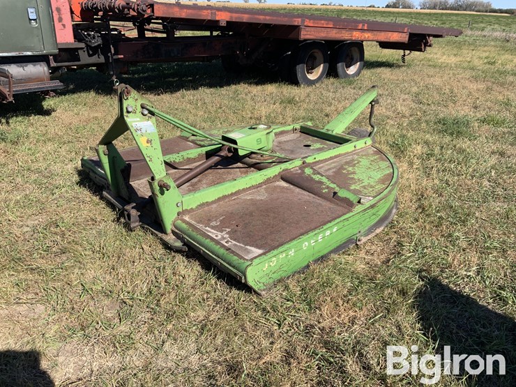 john-deere-7-image-1