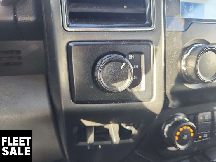 2020-ford-f550-image-12