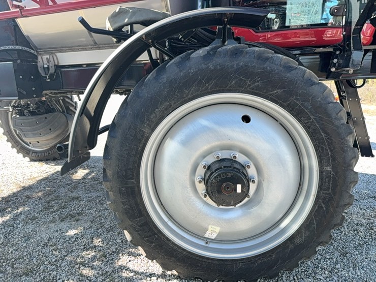 2023-case-ih-4350-patriot--sprayer-image-16