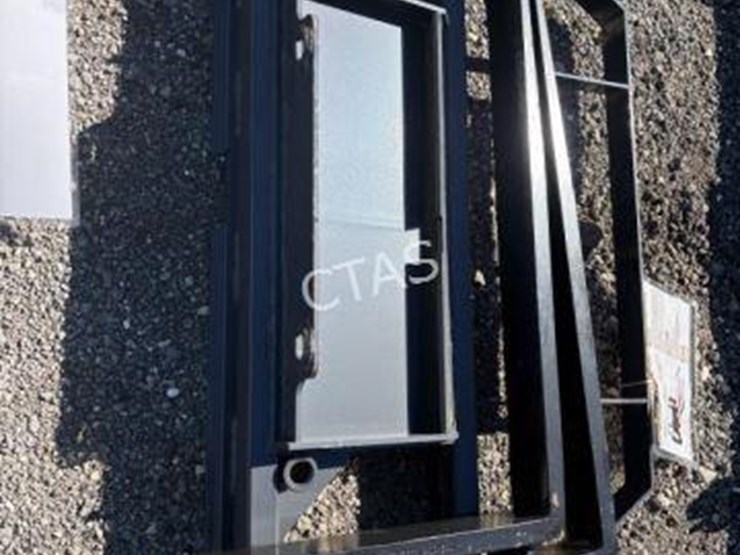 #93-•-mini-skid-steer-pallet-fork-frame-image-2