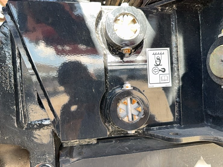 2023-case-ih-4350-patriot--sprayer-image-88