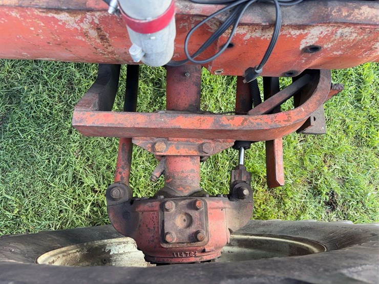 cockshutt-2150-image-30