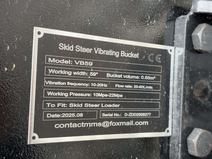 skid-steer-vibrating-bucket-image-5