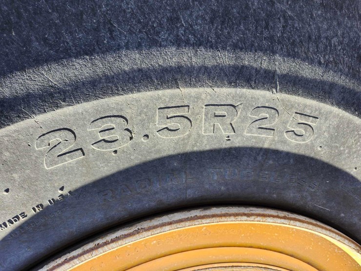 2019-volvo-l110h-image-34