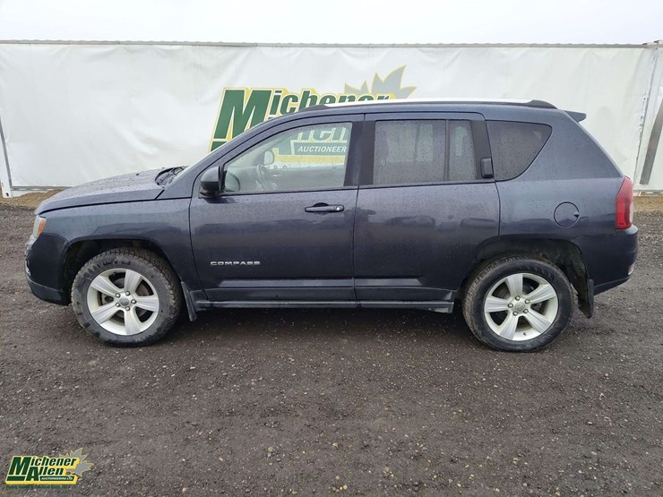 2014-jeep-compass-image-22