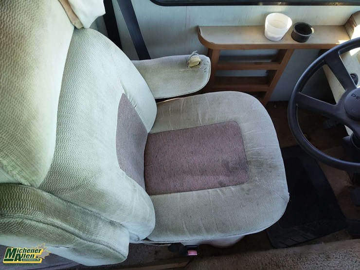 1996-chevrolet-p30-image-12