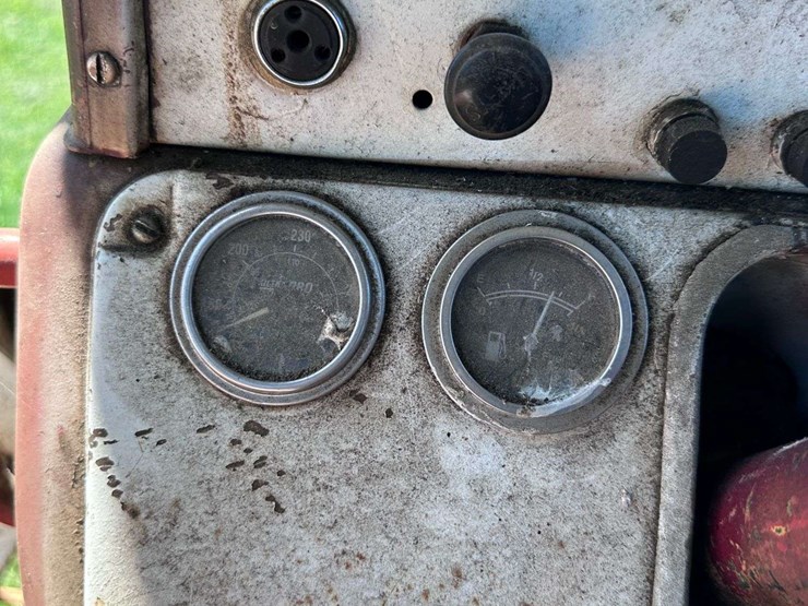 cockshutt-1550-image-54