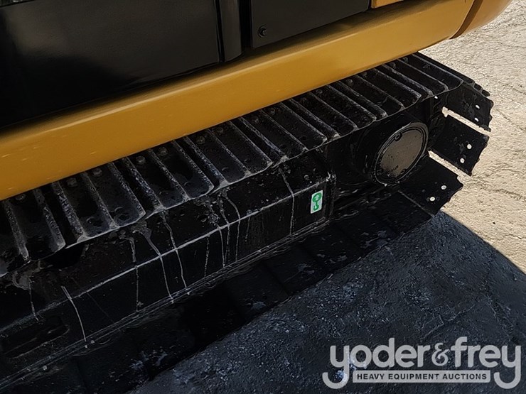 2020-caterpillar-307-image-16