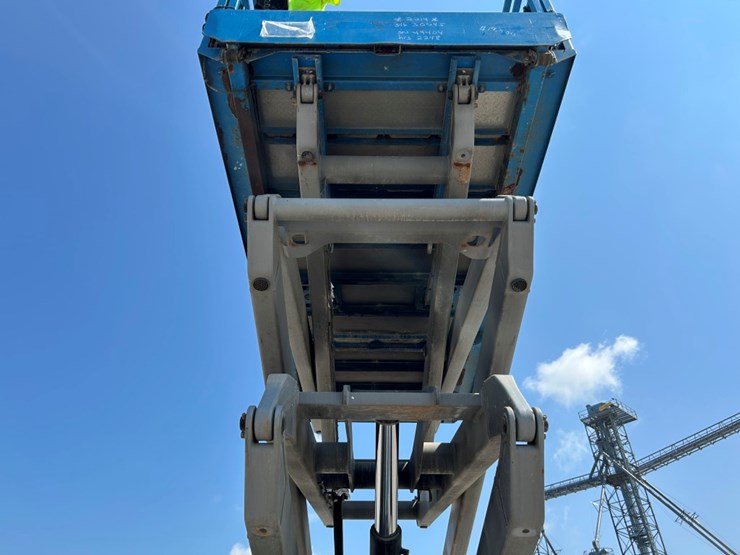 2014-genie-gs4390rt-image-16