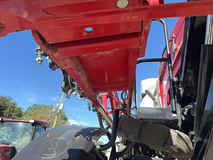2023-case-ih-4350-patriot--sprayer-image-226