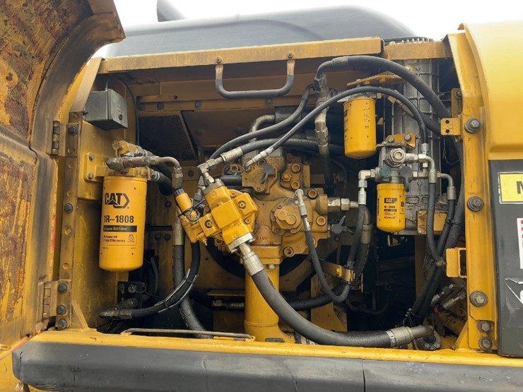 2008-caterpillar-330dl-hydraulic-excavator-image-33