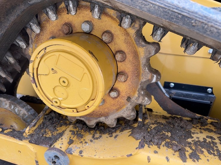 2017-caterpillar-289d-image-12