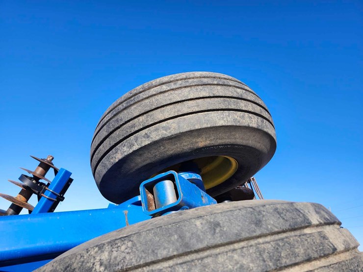 2013-landoll-7431-23-image-18