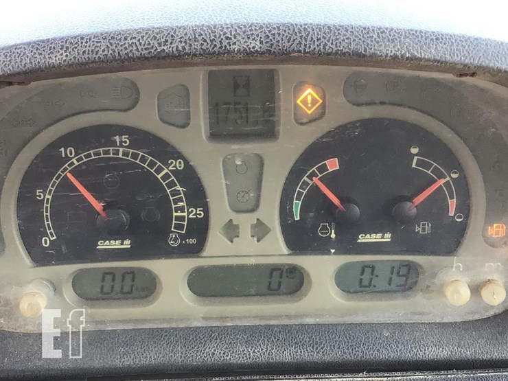 2005-case-ih-mxu110-image-17