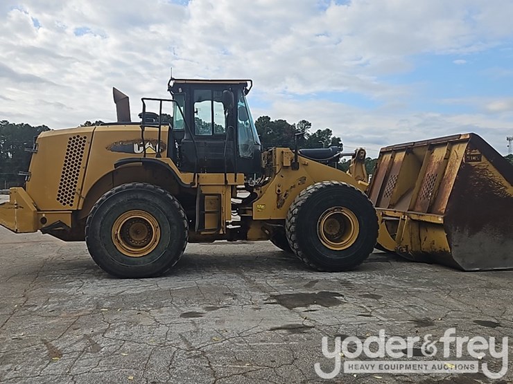 2011-caterpillar-972k-image-6