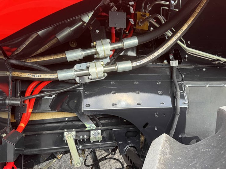 2023-case-ih-8250-image-61