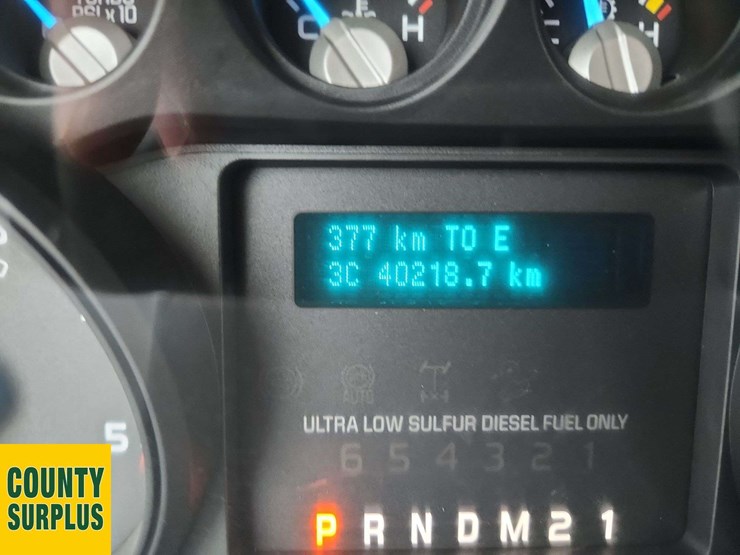 2011-ford-f550-image-8